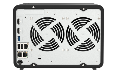 QNAP NAS TS-AI642-8G