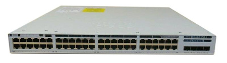 Switch Cisco Catalyst C9300LM-48T-4Y-E